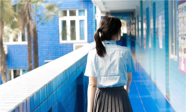 青羊如何找到一个可以帮助我生孩子的女人？